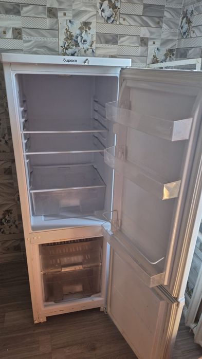 Продам холодильник Бирюса.
