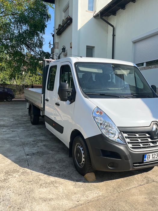 Autoutilitara Renault Master Doka