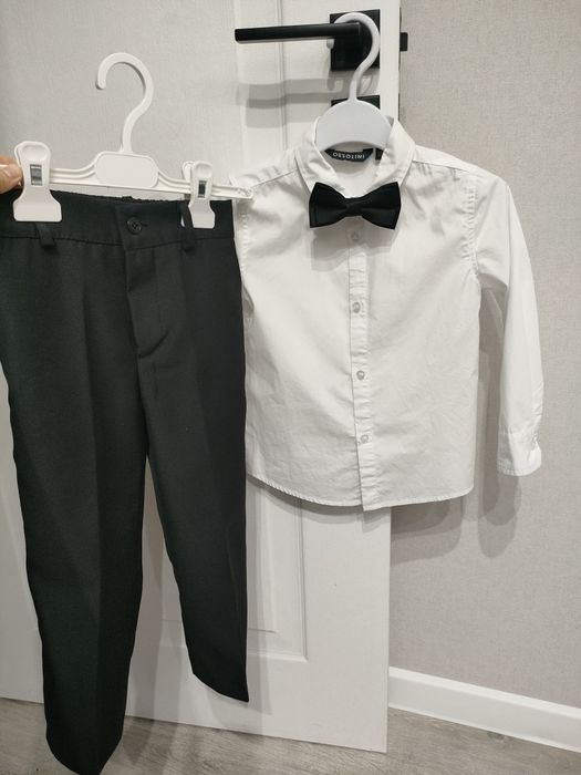 Продам костюм на мальчика