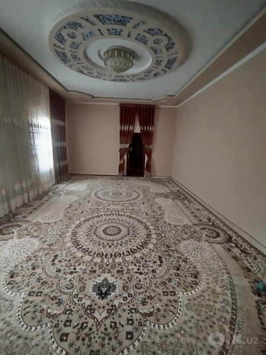 Отбозорда 4,5-сотихли ховли сотилади