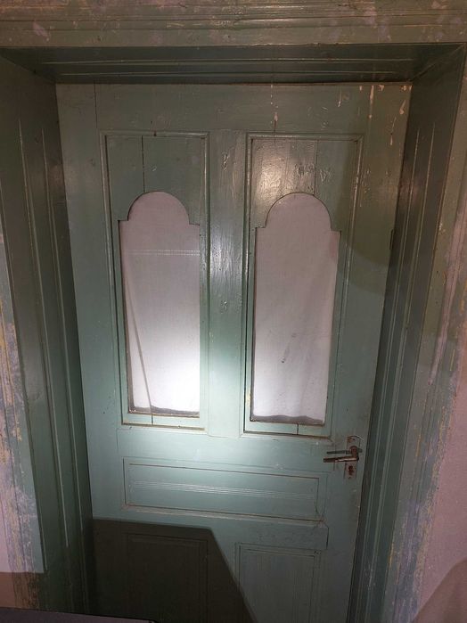Materiale si decoratiuni vechi traditionale