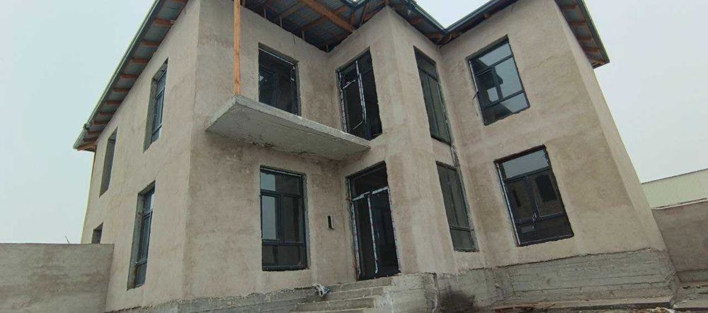 Янги ХАК ТЕК услубида қурилган уй тезда ва арзон сотилади