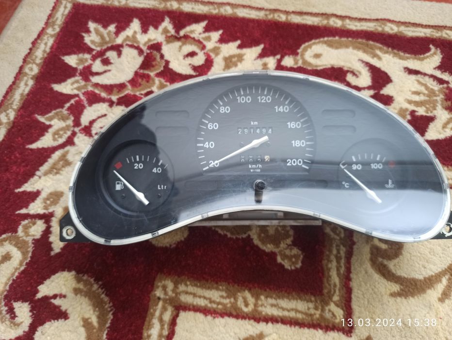 Щиток приборов на Опель