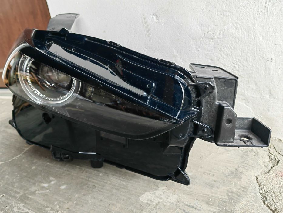 Фар Mazda CX30 FULL LED десен / Фар Мазда ЦХ30 Оригинален