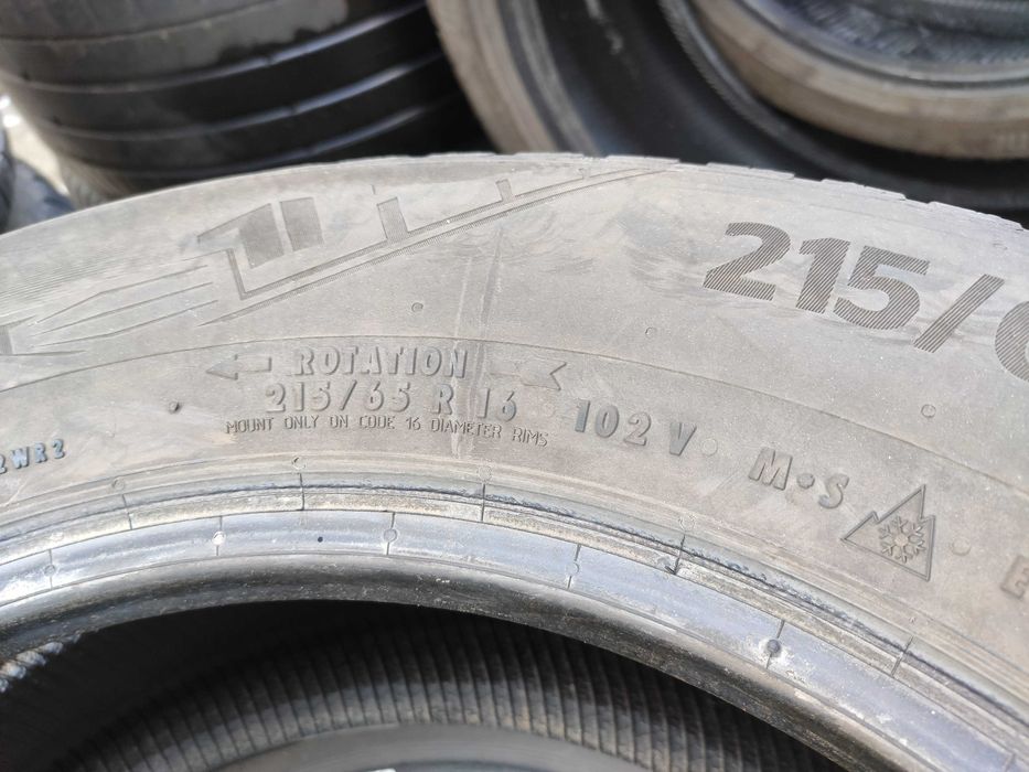 2бр Всесезонни гуми 215 65 16 - Continental