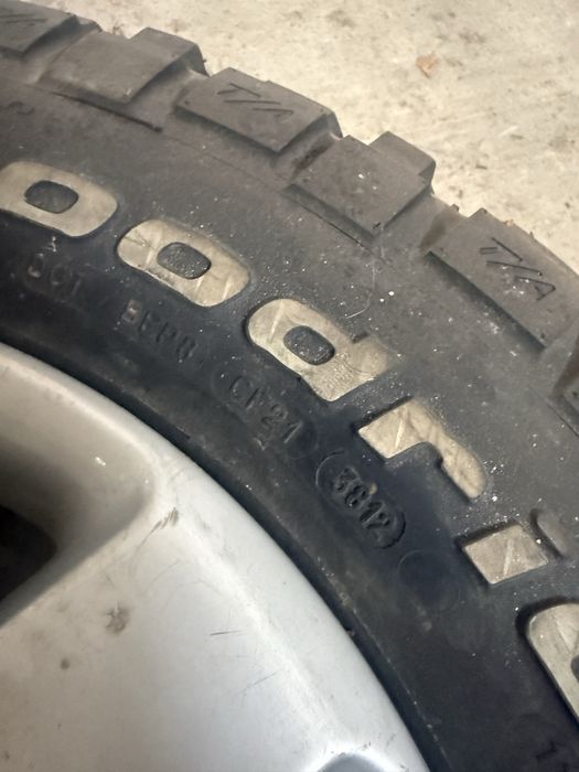 BFGoodrich Mud-Terrain KM2 245/70 R17 + 5 бр. алуминиеви джанти