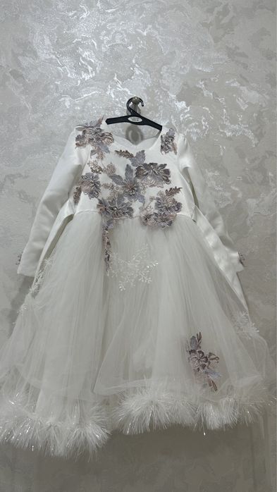 Продам детское платье