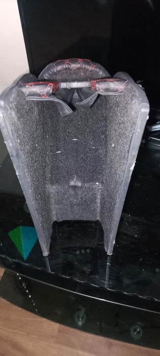 Подлокотник в хорошем состоянии