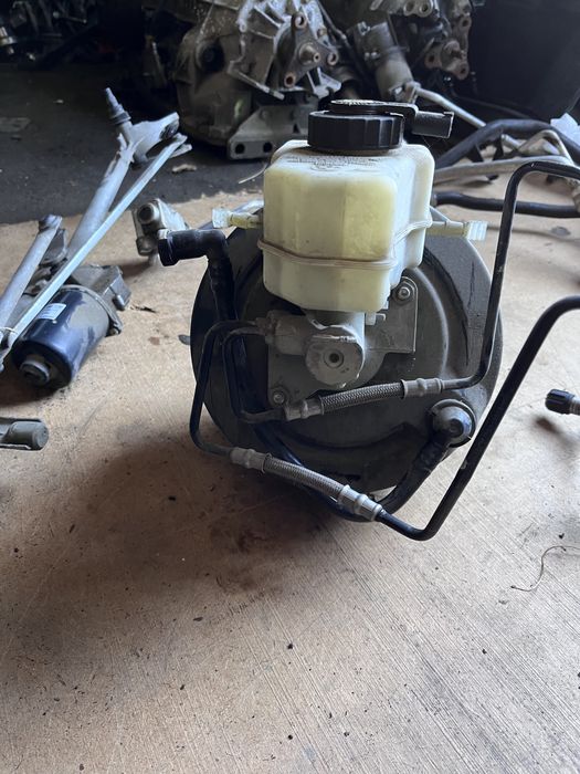 Продам запчасти на бмв е90