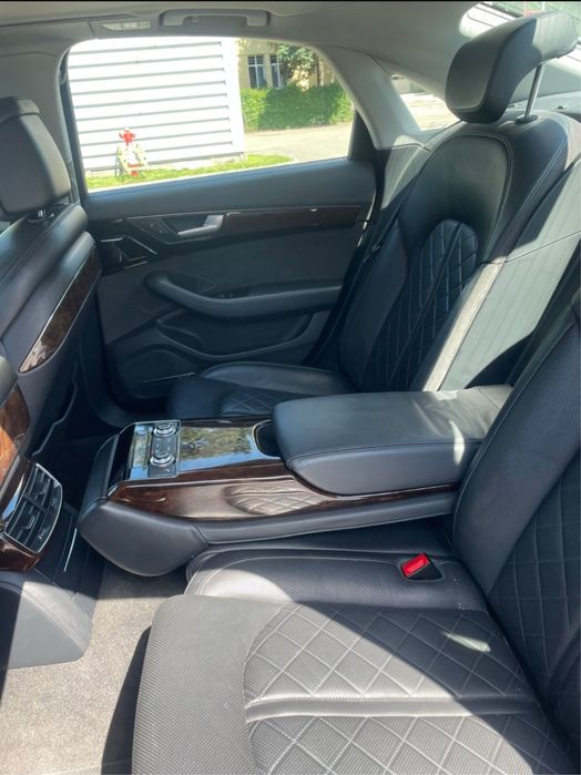 Audi A8, accept variante!