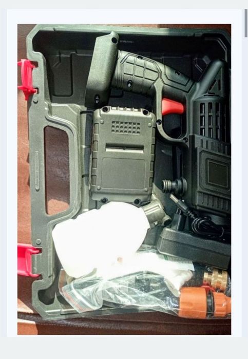 Pistol cu jet de apa pt spalat masini