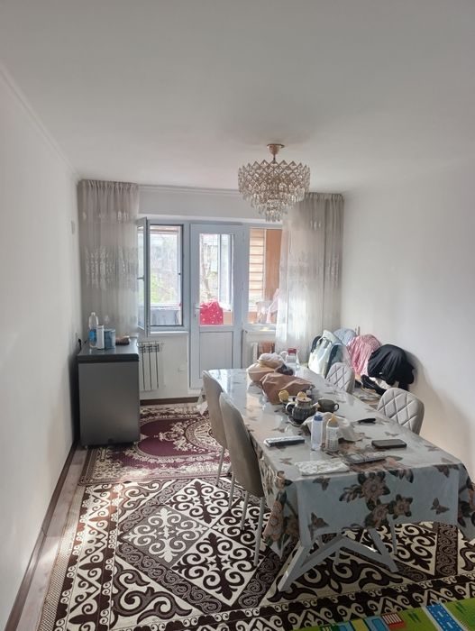 11 мкр 3 бөлмелі пәтер сатылады!!!