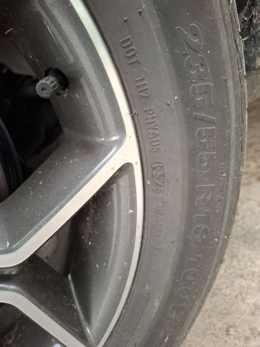 Vând 4 anvelope vara Kumho KGM