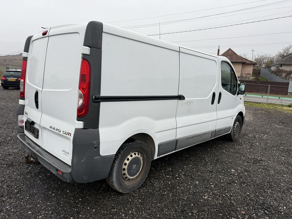 Opel vivaro 2011 clima