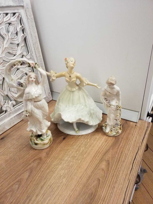 Bibelouri porțelan, stare impecabilă.