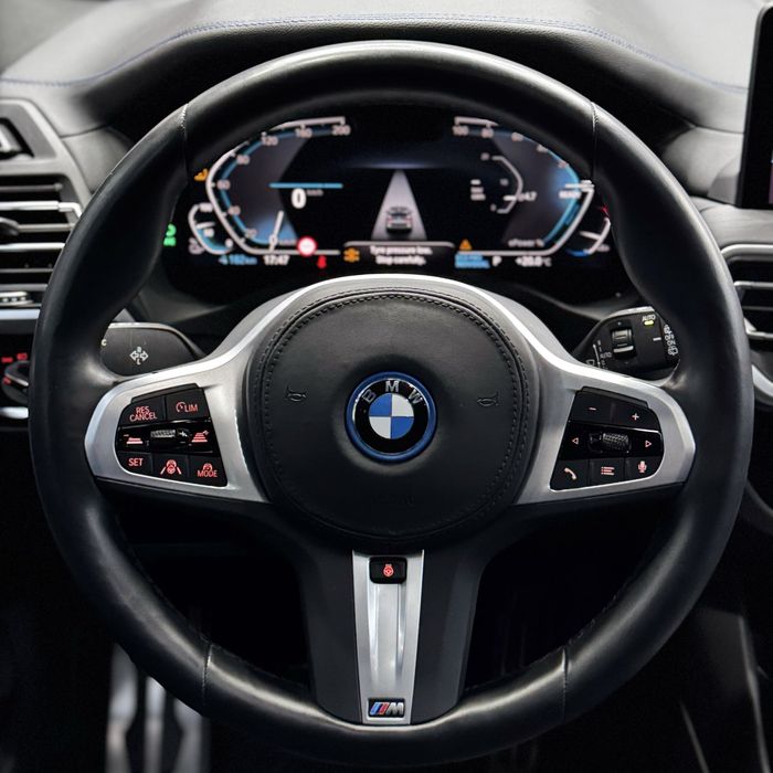 BMW iX3 2023 электр