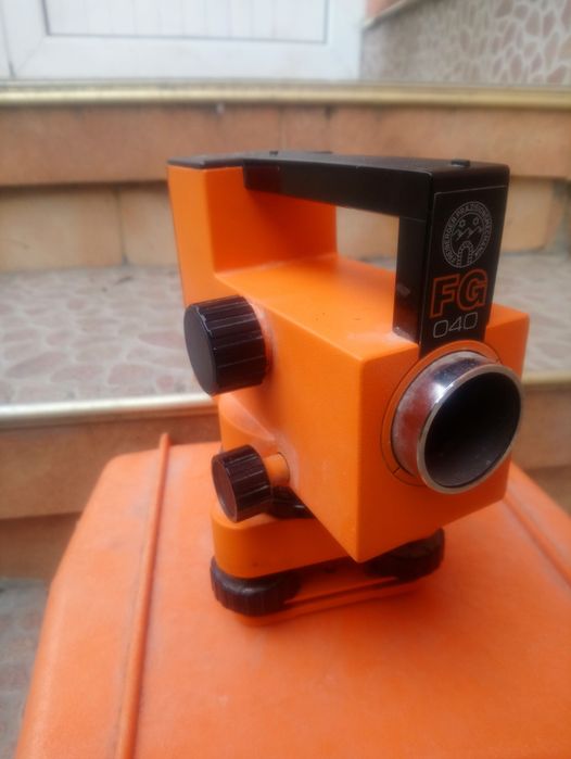 Теодолит  Автоматичен Нивилир FG 040