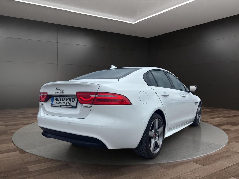 Jaguar XE - Rate fara avans! Garantie! Km. certificati!
