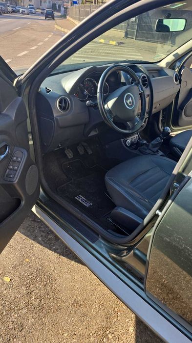 Duster de vânzare!!!