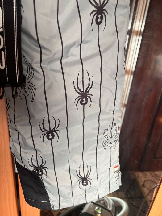 Юношески ски гащеризони