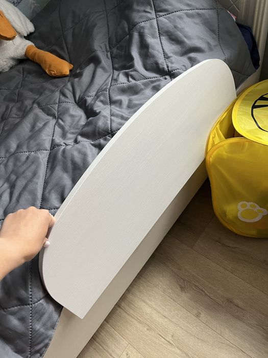 Бортик на детскую кровать