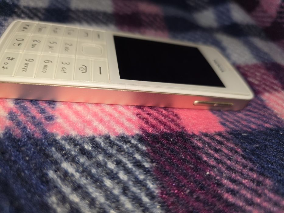 Vand un nokia 515 gold dualsim