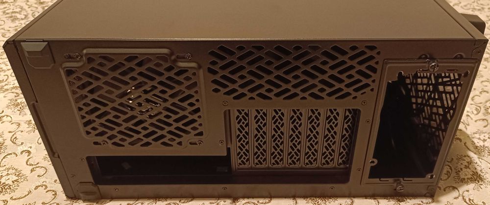 Кутия за компютър