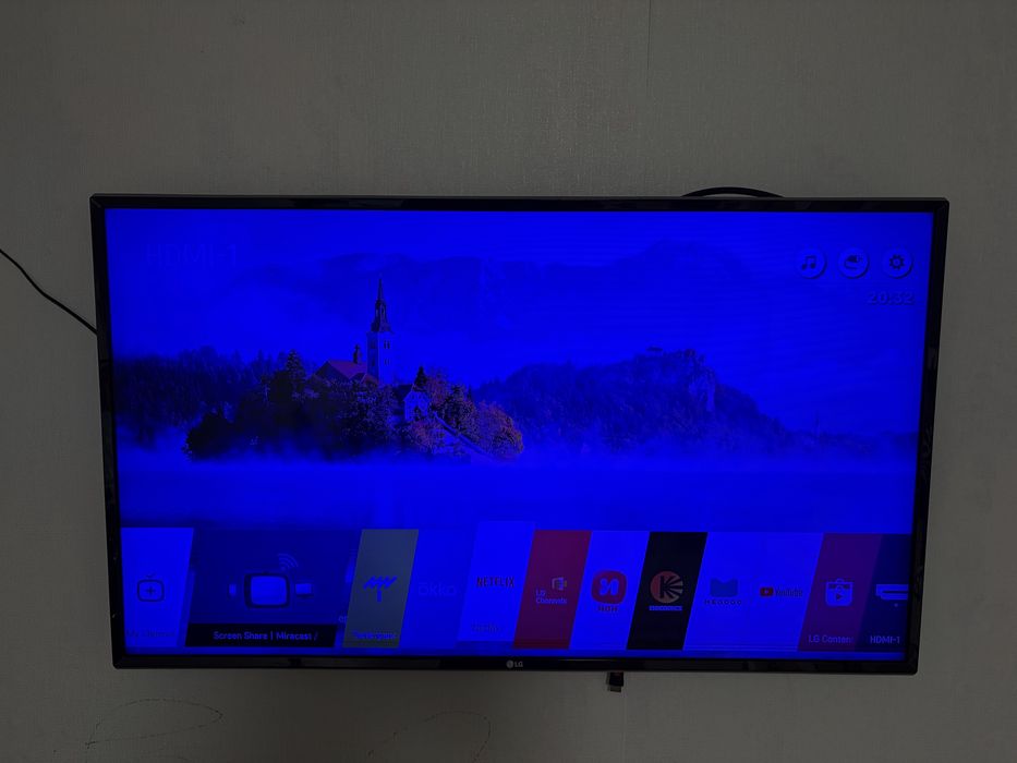 Телевизор LG с фунцией SMART