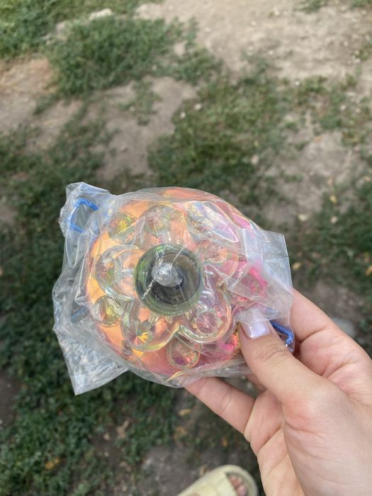 Продам споты 4шт