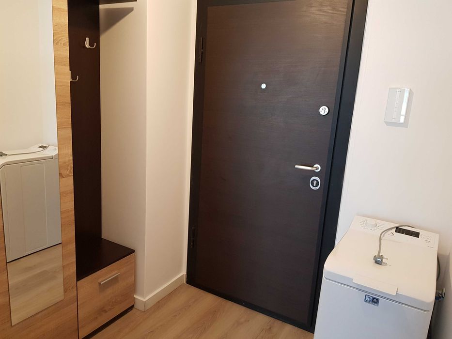 De vanzare apartament & parcare supraterana Compex Conest Grand Residence