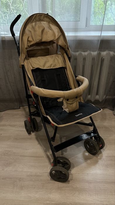 Продам прогулочную коляску