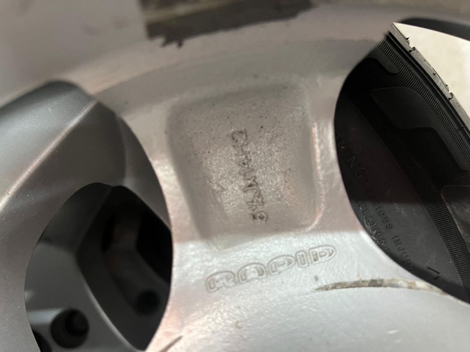 Продам летнюю новую резину