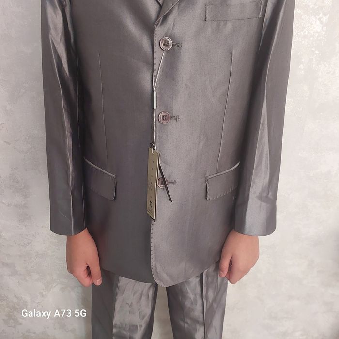 Продам детский костюм классический