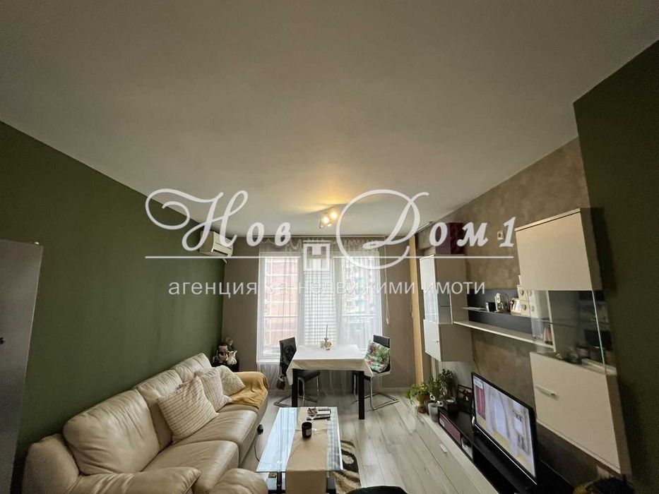 Дава се под наем Двустаен апартамент в Варна, Победа - 65 кв.м за 561 € - Снимка #1