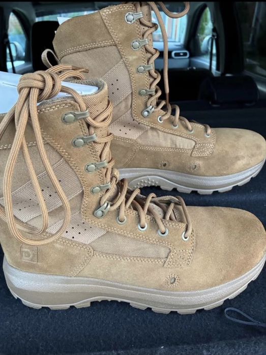 Bocanci militari Deckers 30cm-44/45