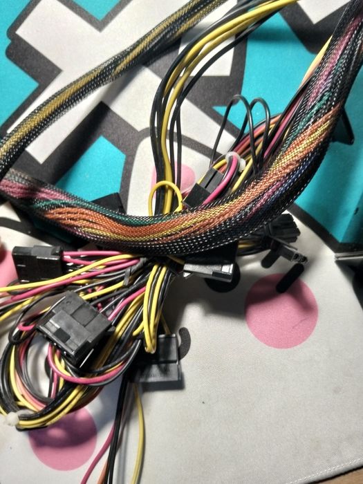 Продам блок питания 550w