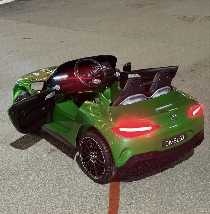 Детский электромобиль MercedesBenz SL63 с монитором | Новое в упаковке