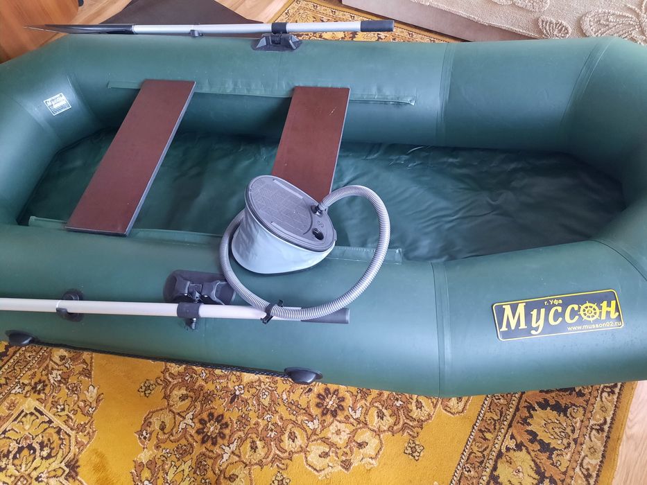 Продам надувную лодку