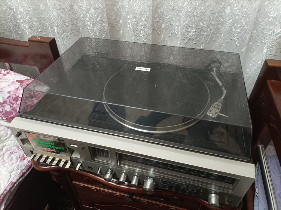 Продам Pioneer kh-5577 проигрыватель