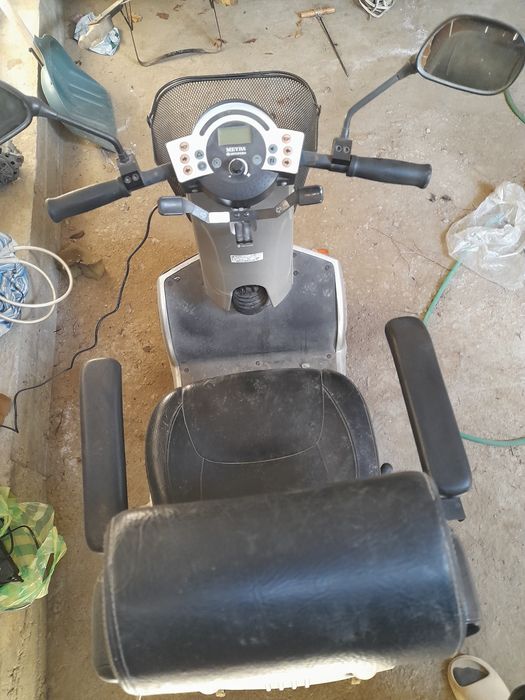 Електрическа количка