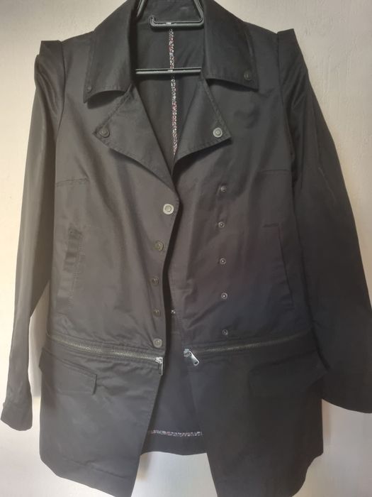 Тренчкот на Cop.Copine-черен цвят