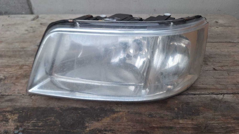 Volkswagen Transporter T5 | far stanga | 2005***