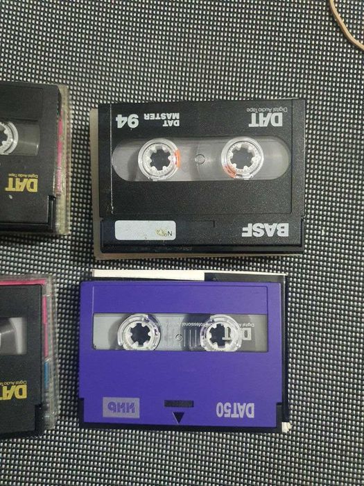 Дат касети с музика Лот 4 броя за 25 евро В много добро състояние.