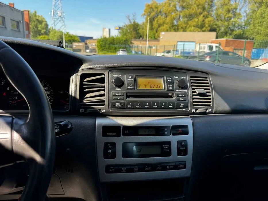 На Части Toyota Corolla E120 2.0D4D 116к.с. facelift 2006г.