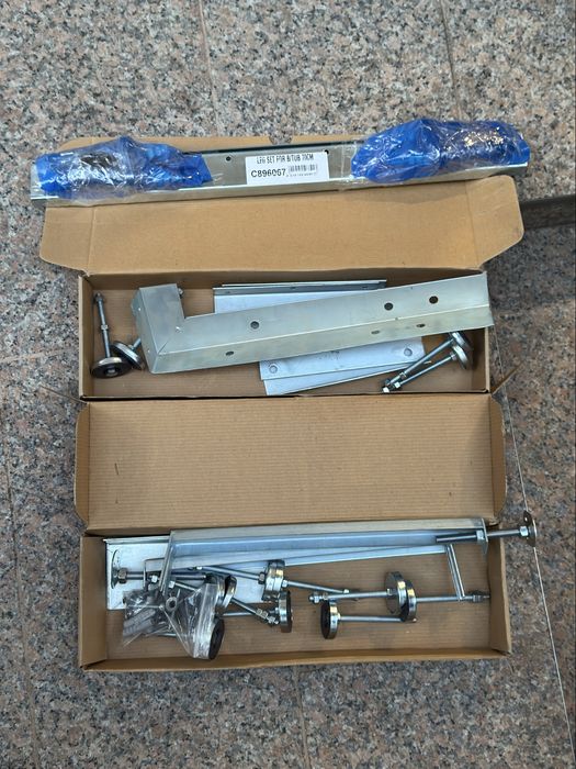 Vand IdealStandard cada noua 70x170 cu kit de ansamblare