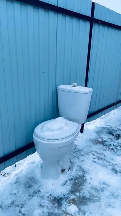Продам б/у унитаз