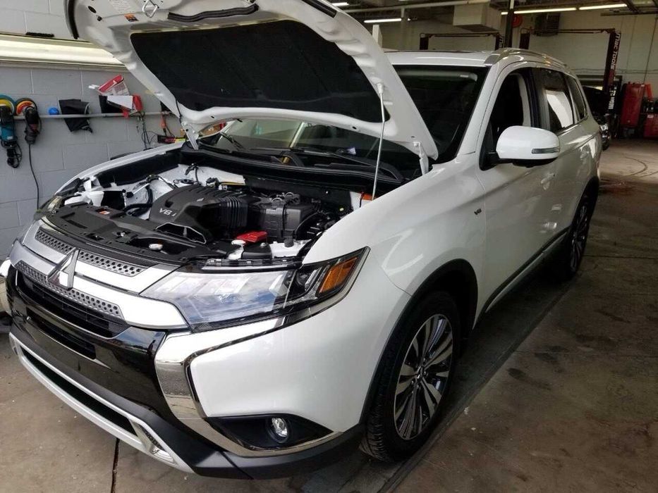 Капак за клапани Mitsubishi Outlander/Мицубиши Аутлендър - 2 бр. НОВИ