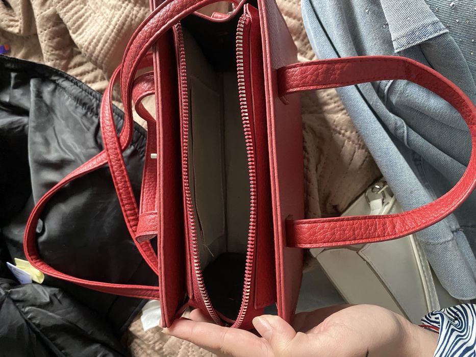 продам сумку срочно