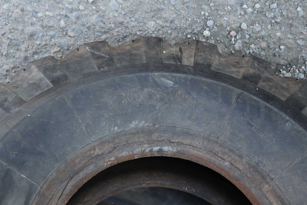 Anvelope 13.00-18 Victoria SH cu garantie pentru Utilaje Industriale