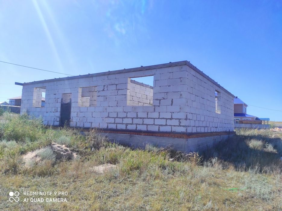 Продам недостроенный дом